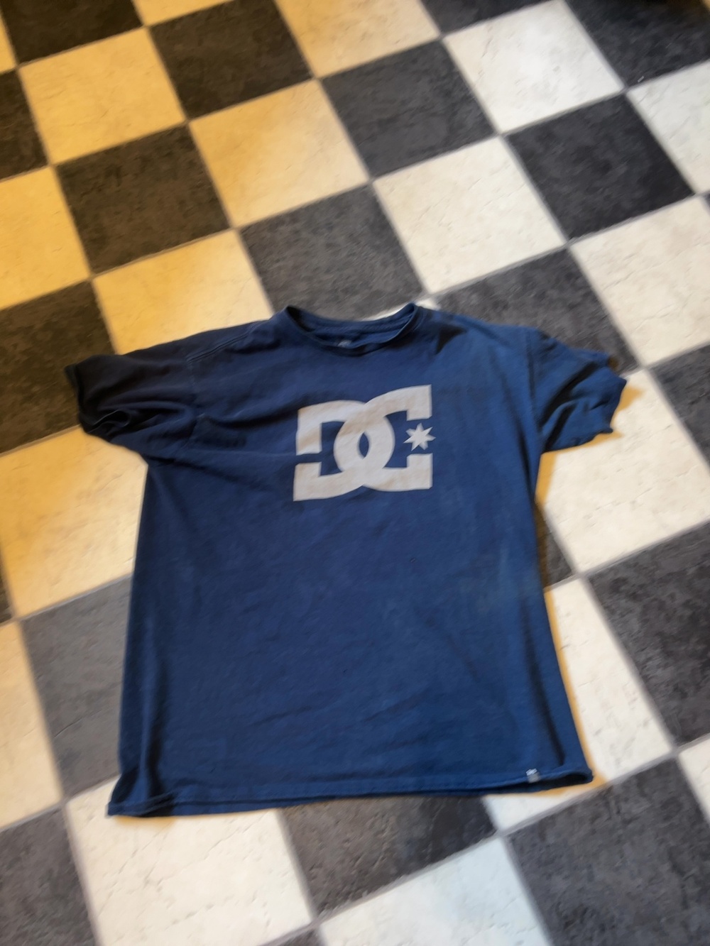 DC Shoes Logo Graphic T-Shirt Navy Blue Pre-owned Medium